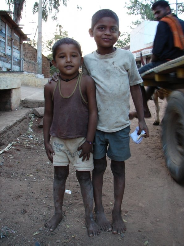DSC04356-badami-children