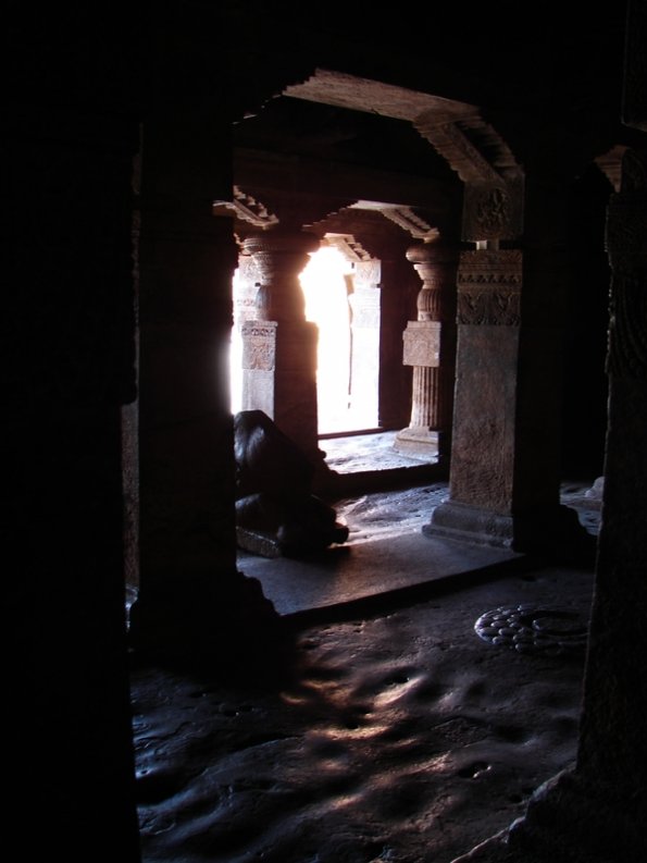 DSC04396-badami-caves